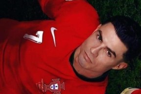 表现优异首场状态出色，湖人观众沸腾！，C罗重返赛场再创辉煌时刻的简单介绍